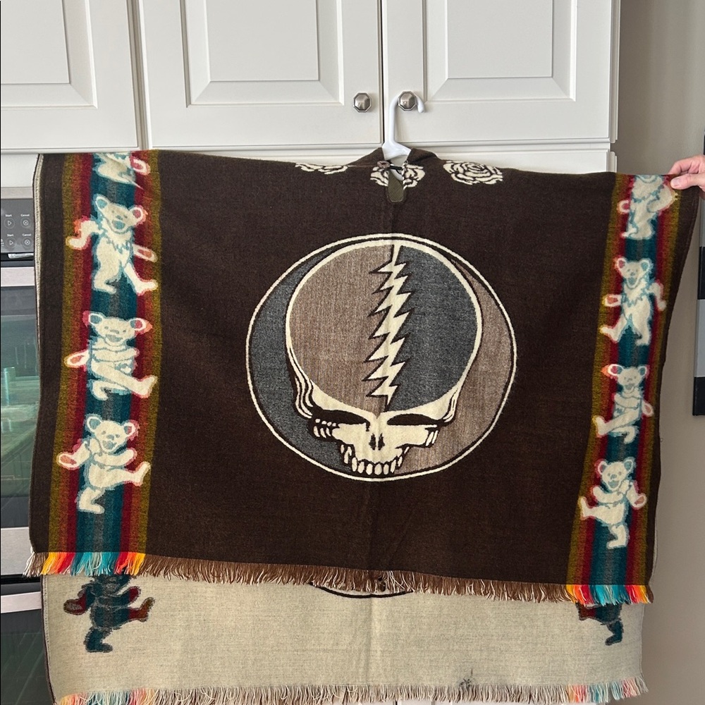 Grateful Dead Skull and Bears Hooded Poncho